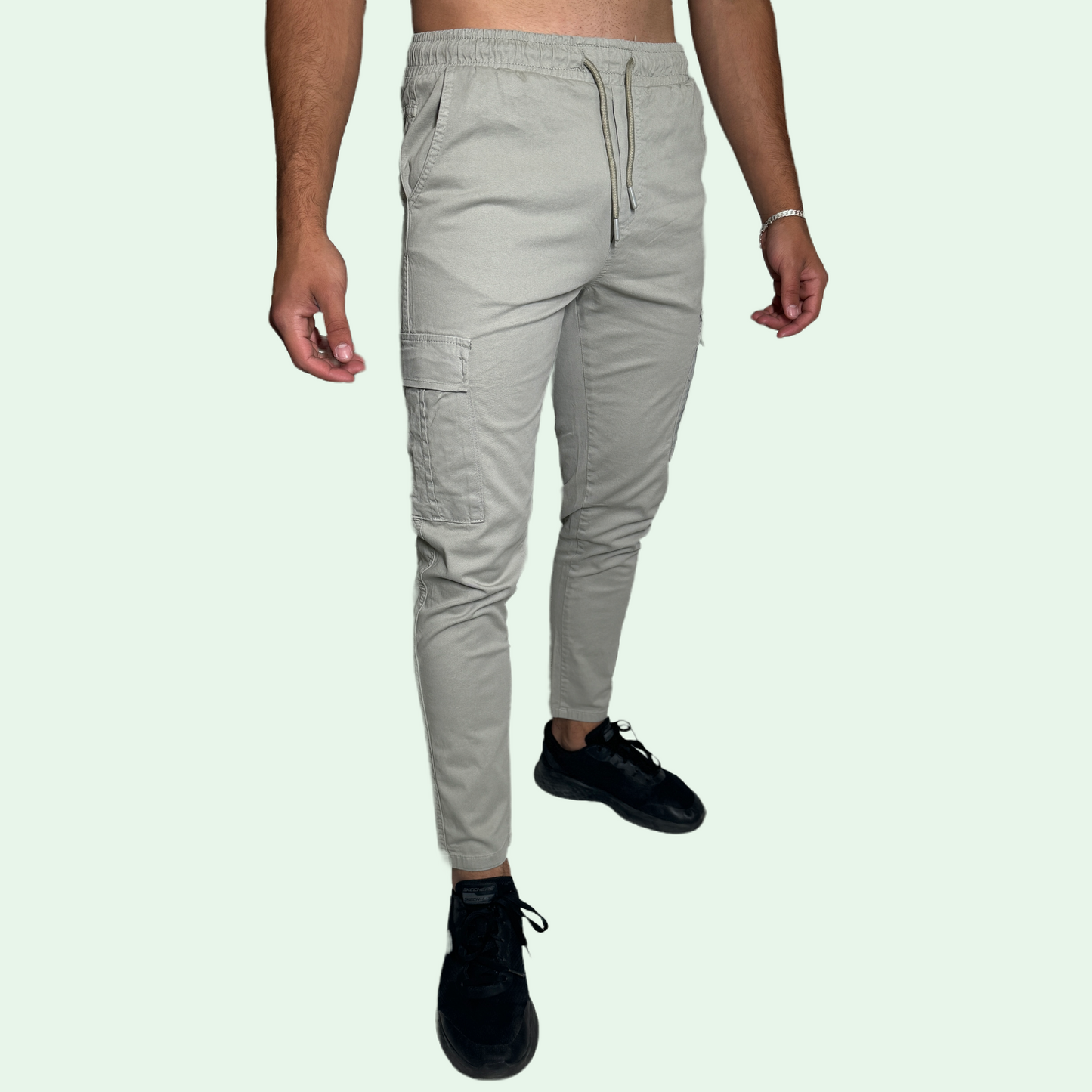 CARGO TROUSERS