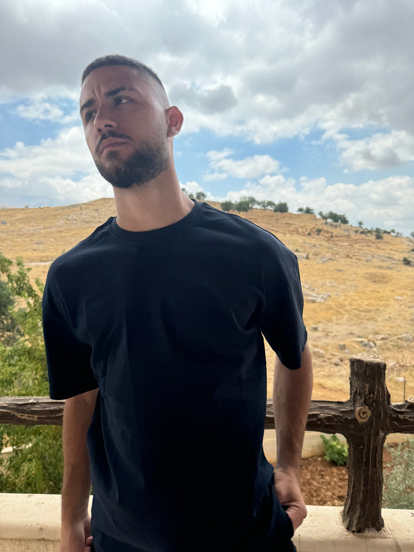 OVERSIZED BASIC T-SHIRT