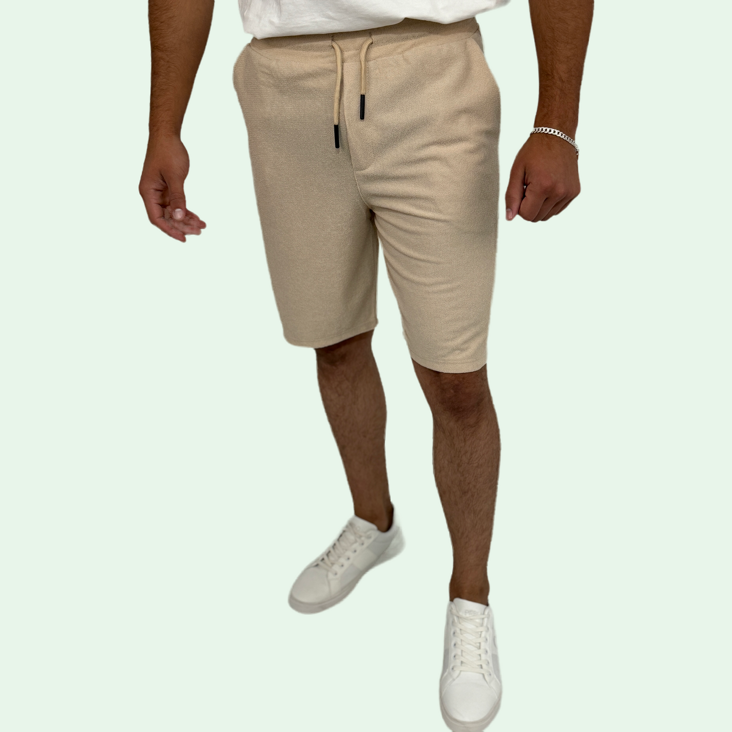 TEXTURED BERMUDA SHORTS