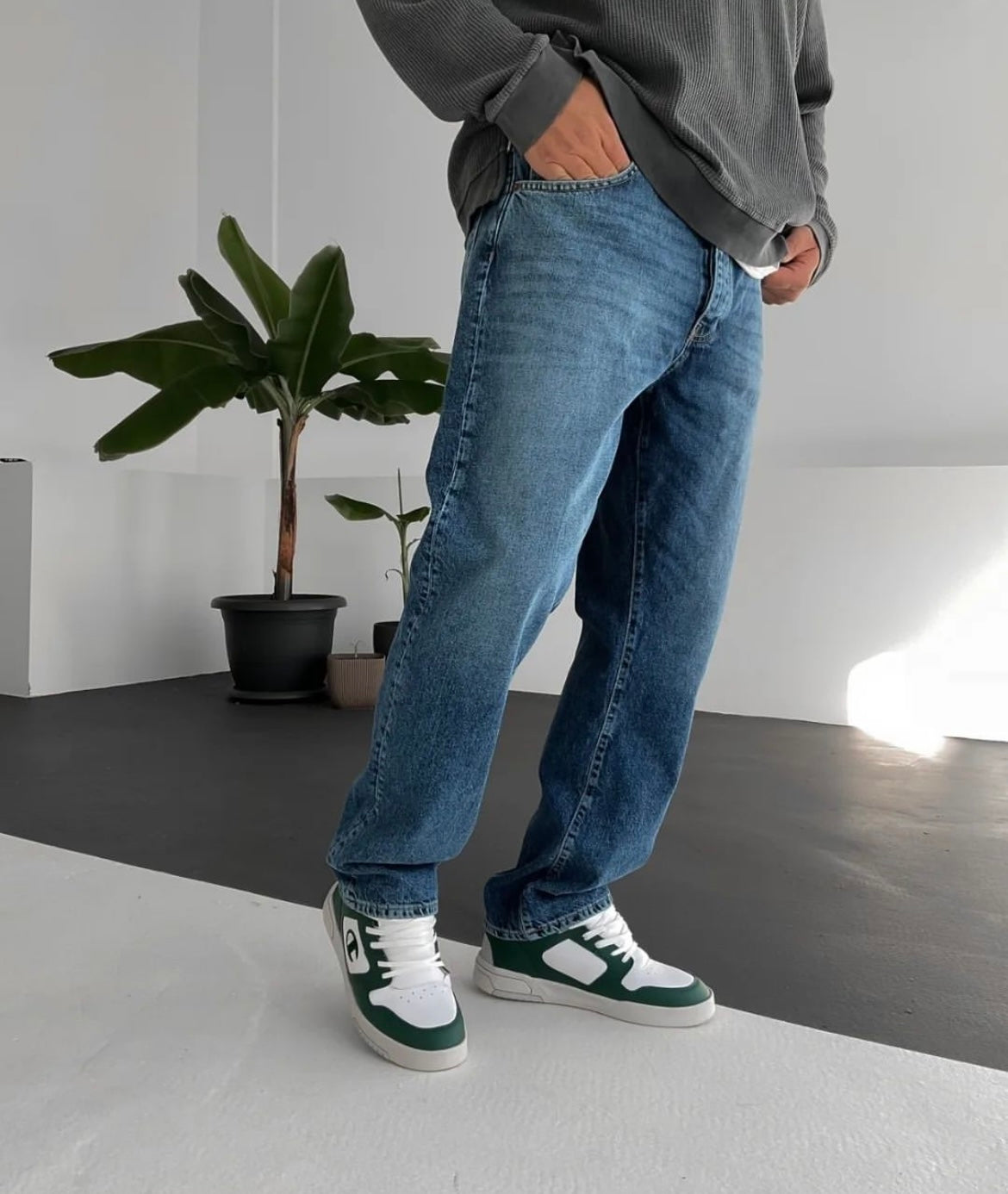 BLUE OVERSIZED JEANS