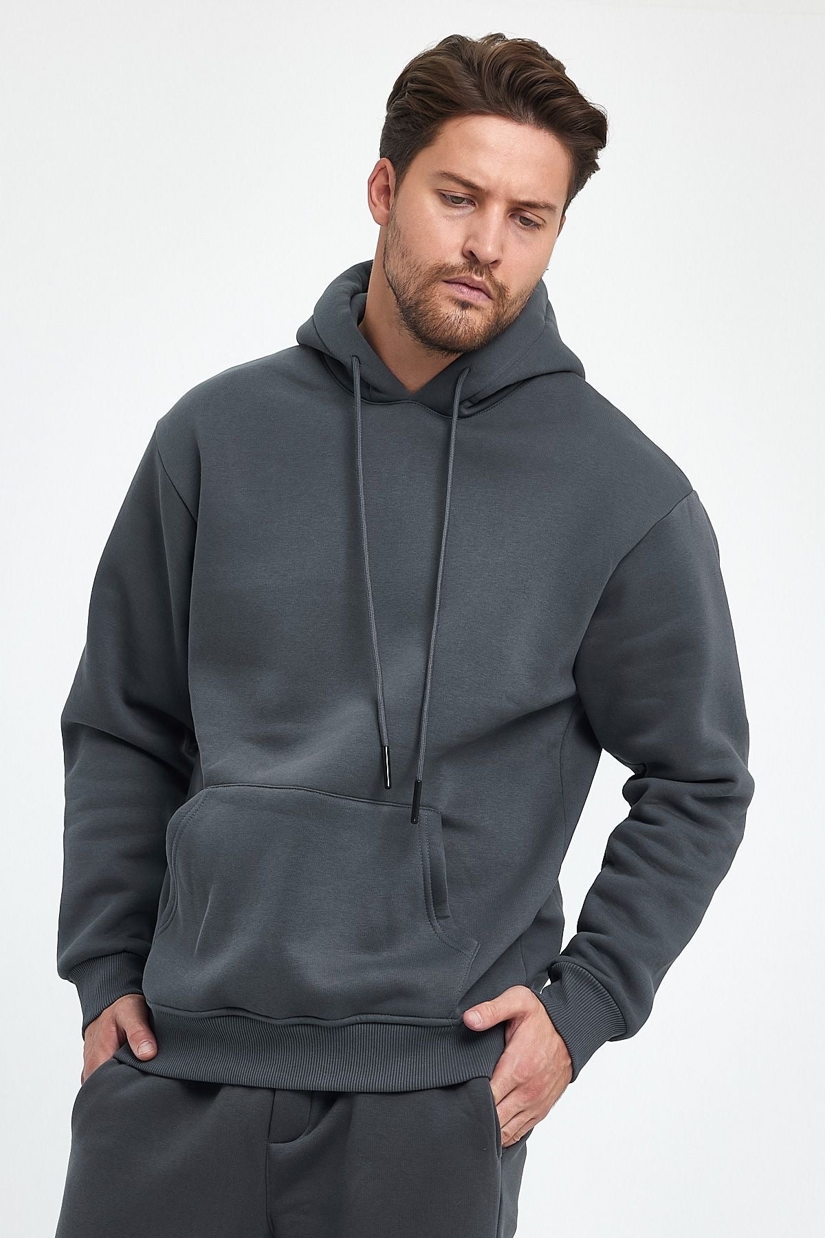 BASIC RELAXED HOODIE
